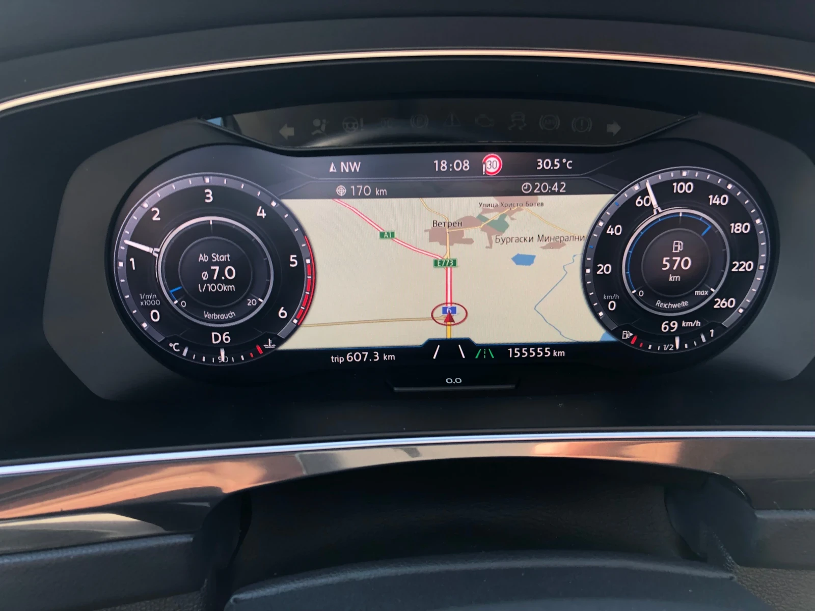 VW Tiguan  - изображение 7