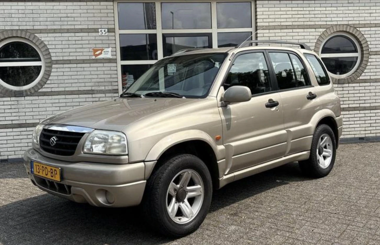 Suzuki Grand vitara 2.0 128HP - изображение 2