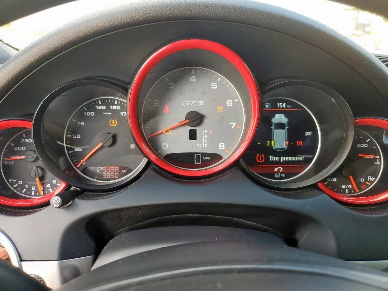 Porsche Cayenne  - изображение 9