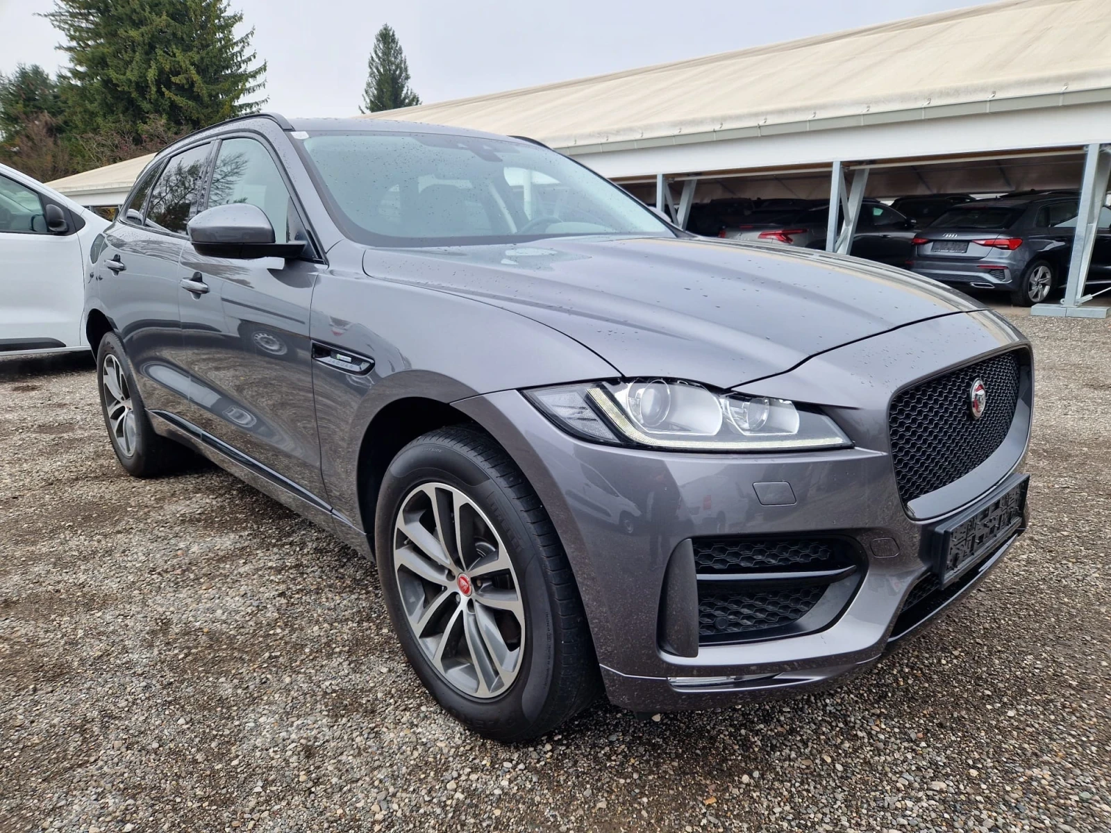 Jaguar F-PACE R-SPORT - изображение 3