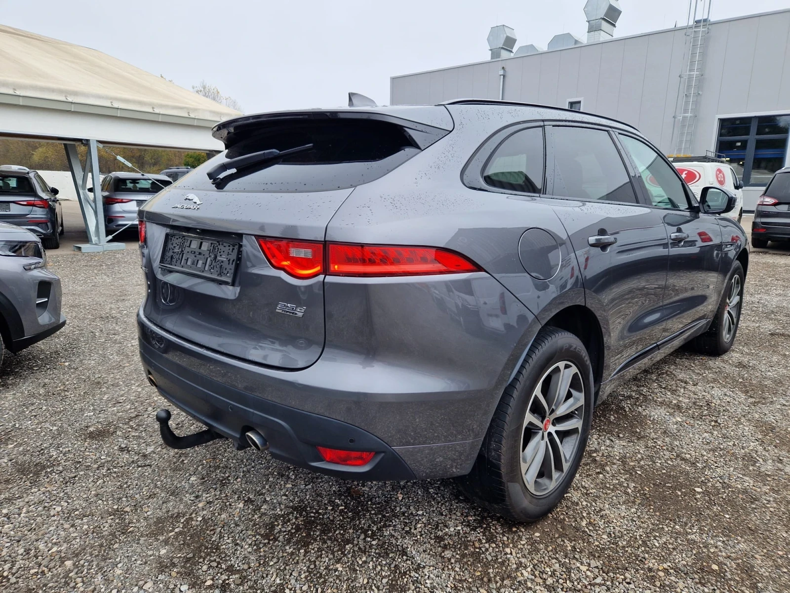 Jaguar F-PACE R-SPORT - изображение 4