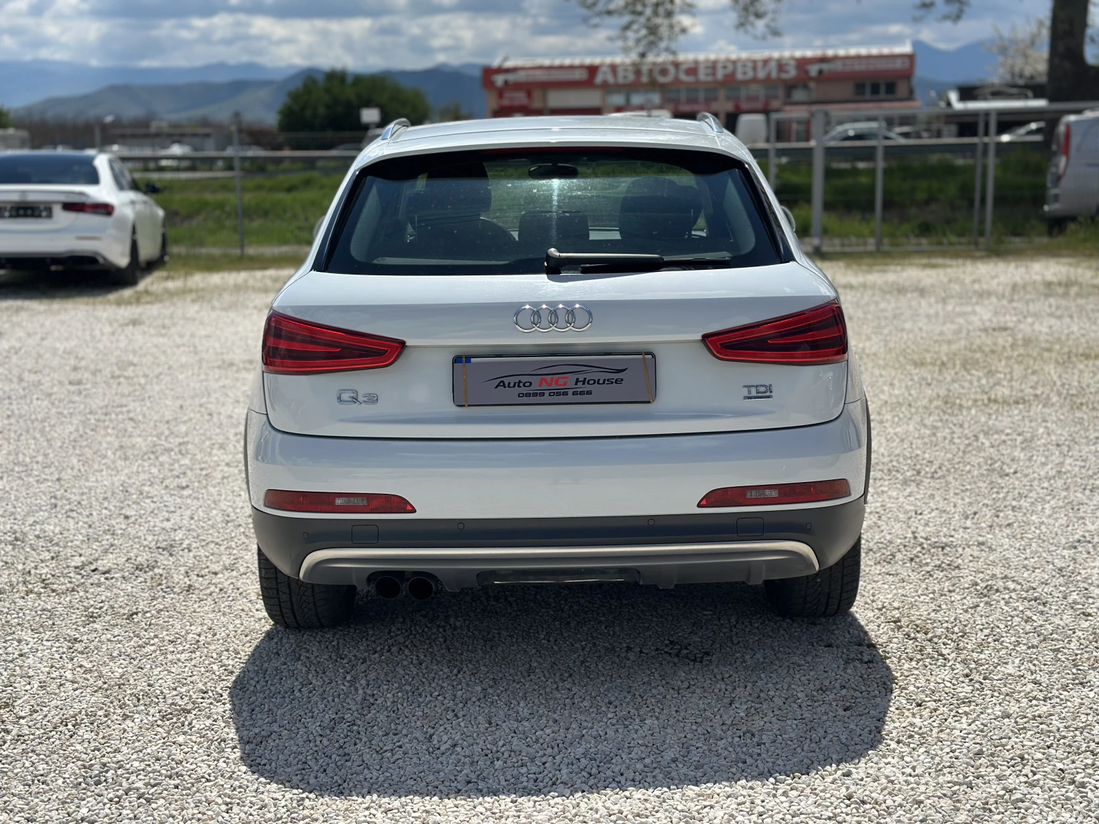 Audi Q3 2.0 TDI | EXCLUSIVE | QUATTRO | КАСКО | ОБСЛУЖЕНА , снимка 4 - Автомобили и джипове - 54357604