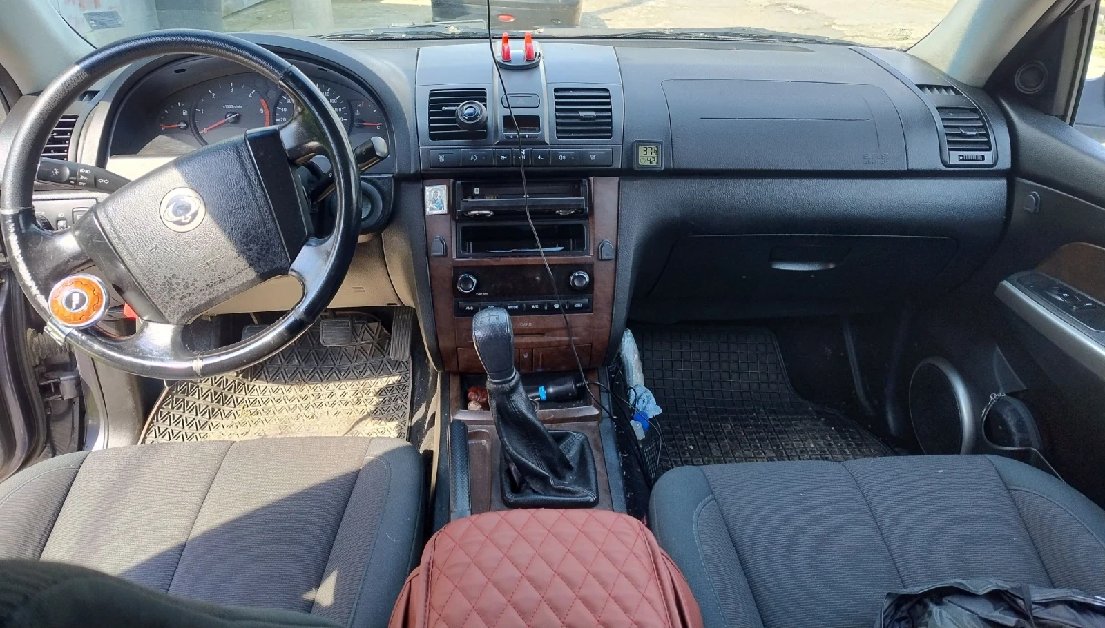 SsangYong Rexton 2.7 xDI, снимка 3 - Автомобили и джипове - 54873925