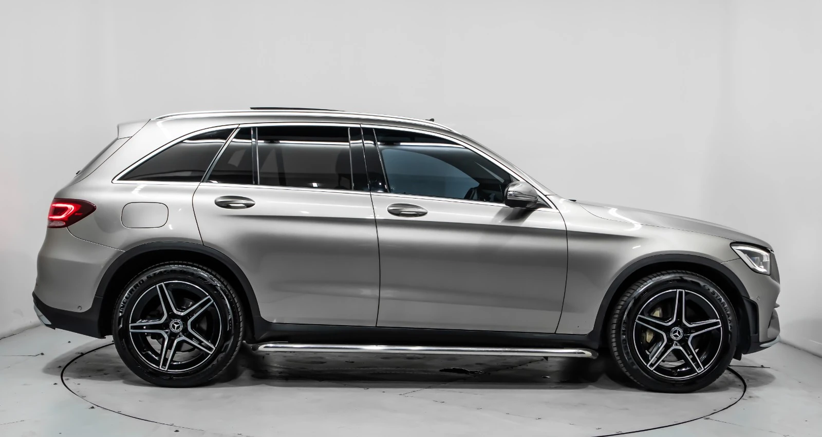 Mercedes-Benz GLC 220 CDI/4MATIC/FullLED, снимка 2 - Автомобили и джипове - 54901211