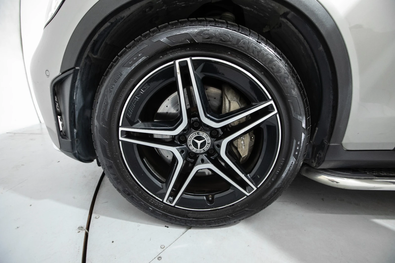 Mercedes-Benz GLC 220 CDI/4MATIC/FullLED, снимка 15 - Автомобили и джипове - 54901211