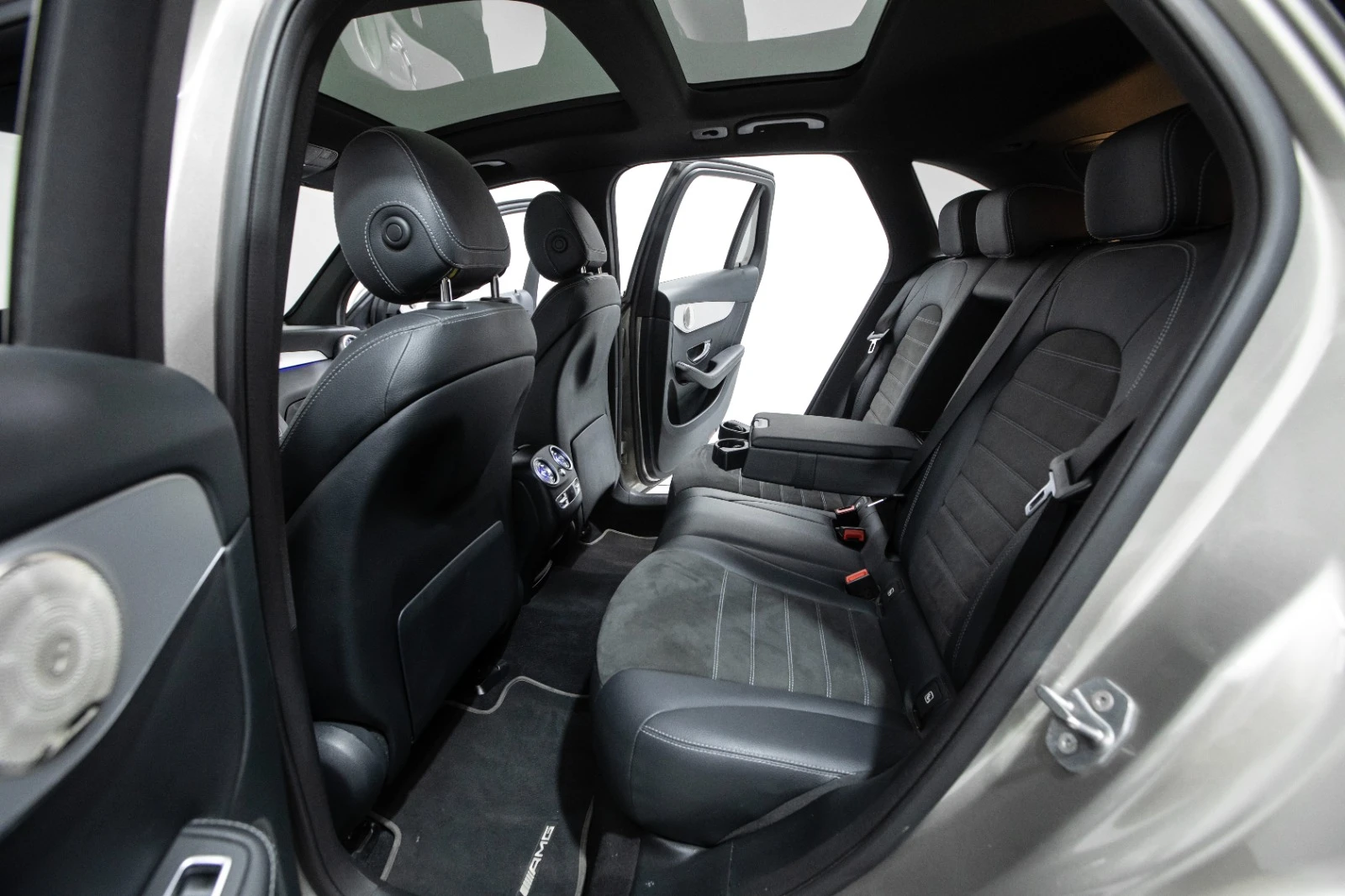 Mercedes-Benz GLC 220 CDI/4MATIC/FullLED, снимка 8 - Автомобили и джипове - 54901211