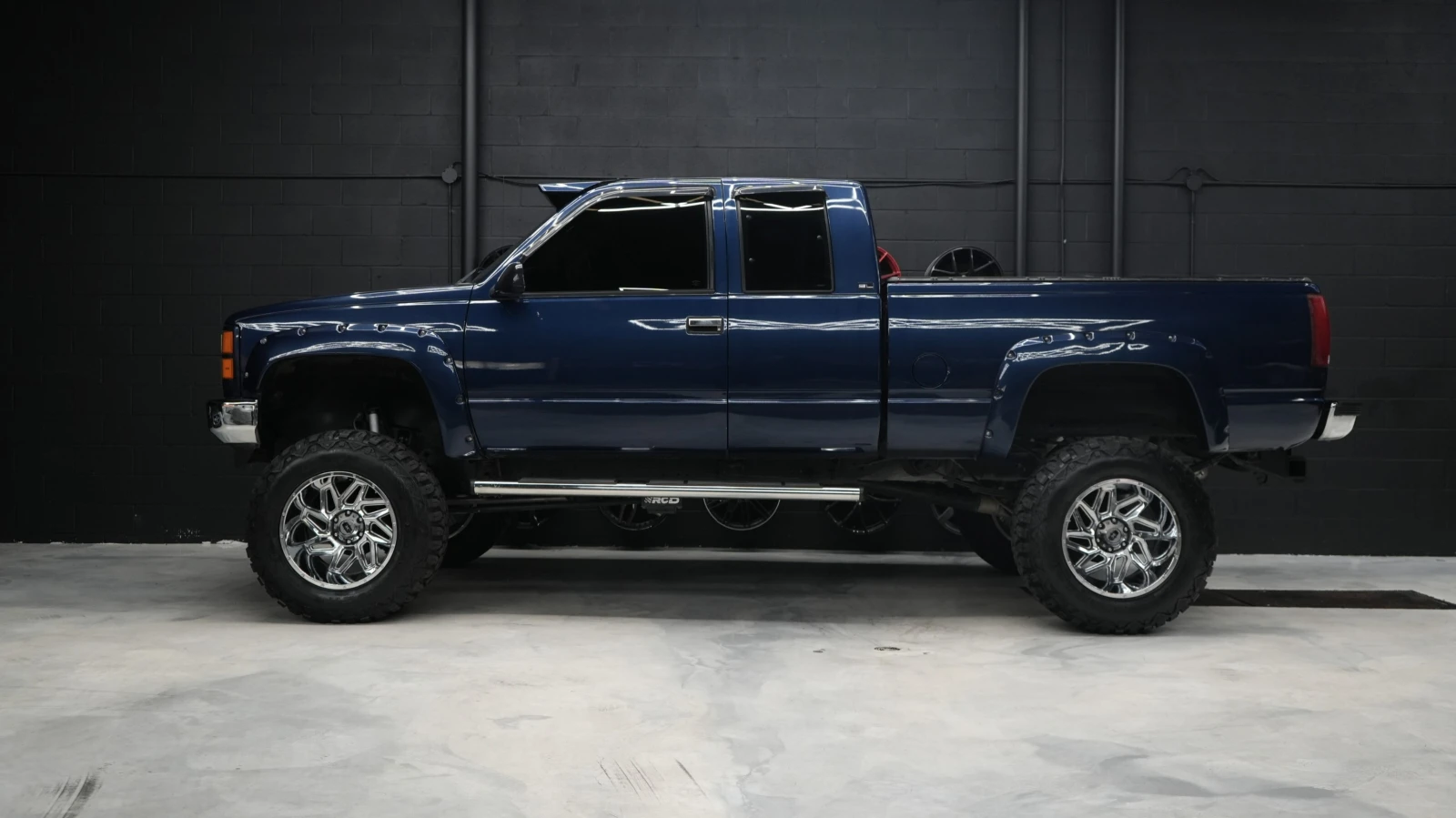 Gmc Sierra 5.7 V8 '1995 GMC Sierra 1500 Club Coupe, снимка 2 - Автомобили и джипове - 55129388