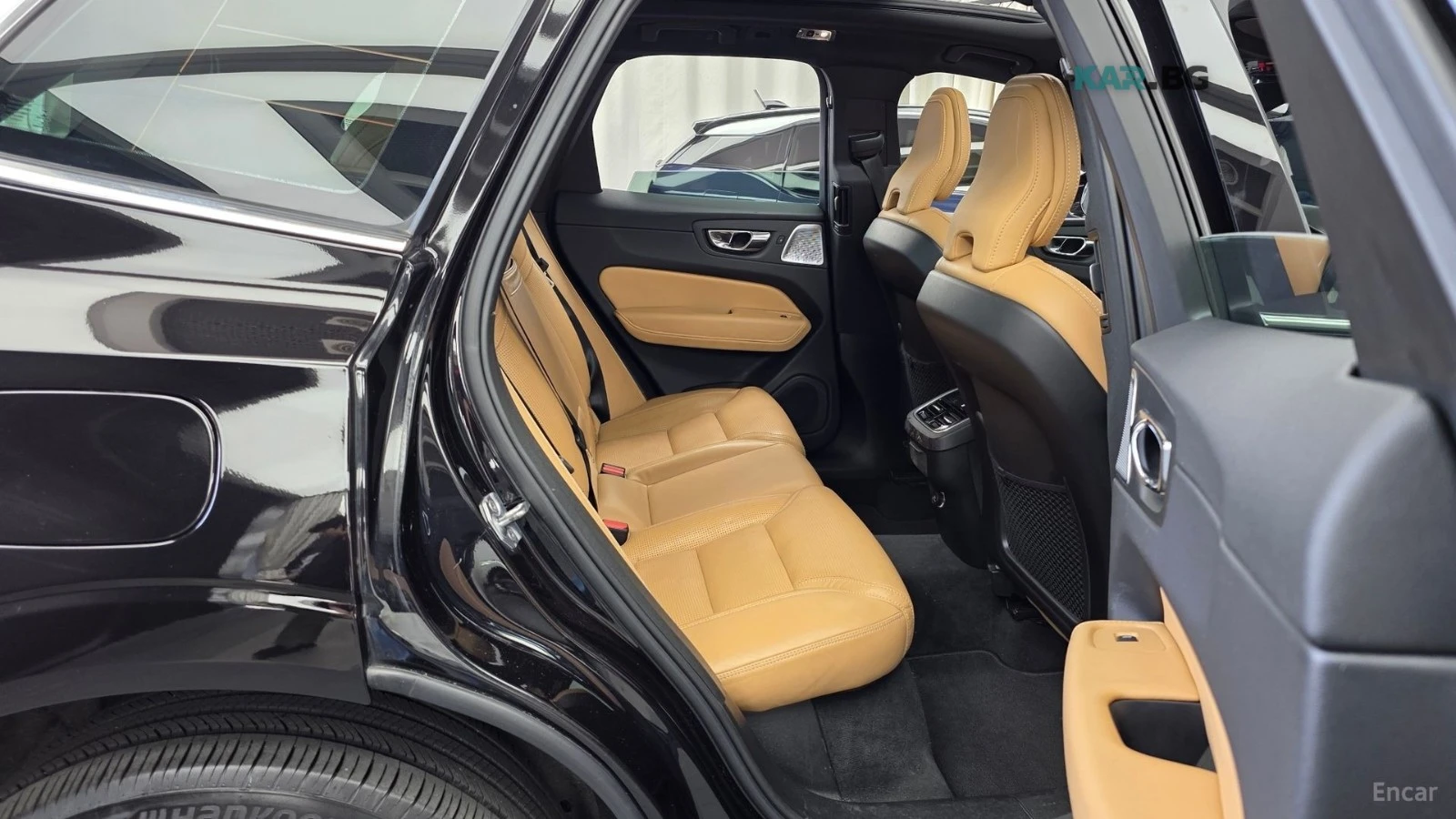 Volvo XC60 T6 INSCRIPTION* КОЖА* ОБДУХВ* НАВИ* ПАНО* 360, снимка 10 - Автомобили и джипове - 55403234
