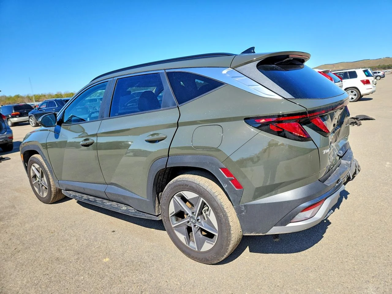 Hyundai Tucson 2.5* SEL* AWD* ПОДГРЕВ* КАМЕРА* NAVI* LED* , снимка 2 - Автомобили и джипове - 55528013
