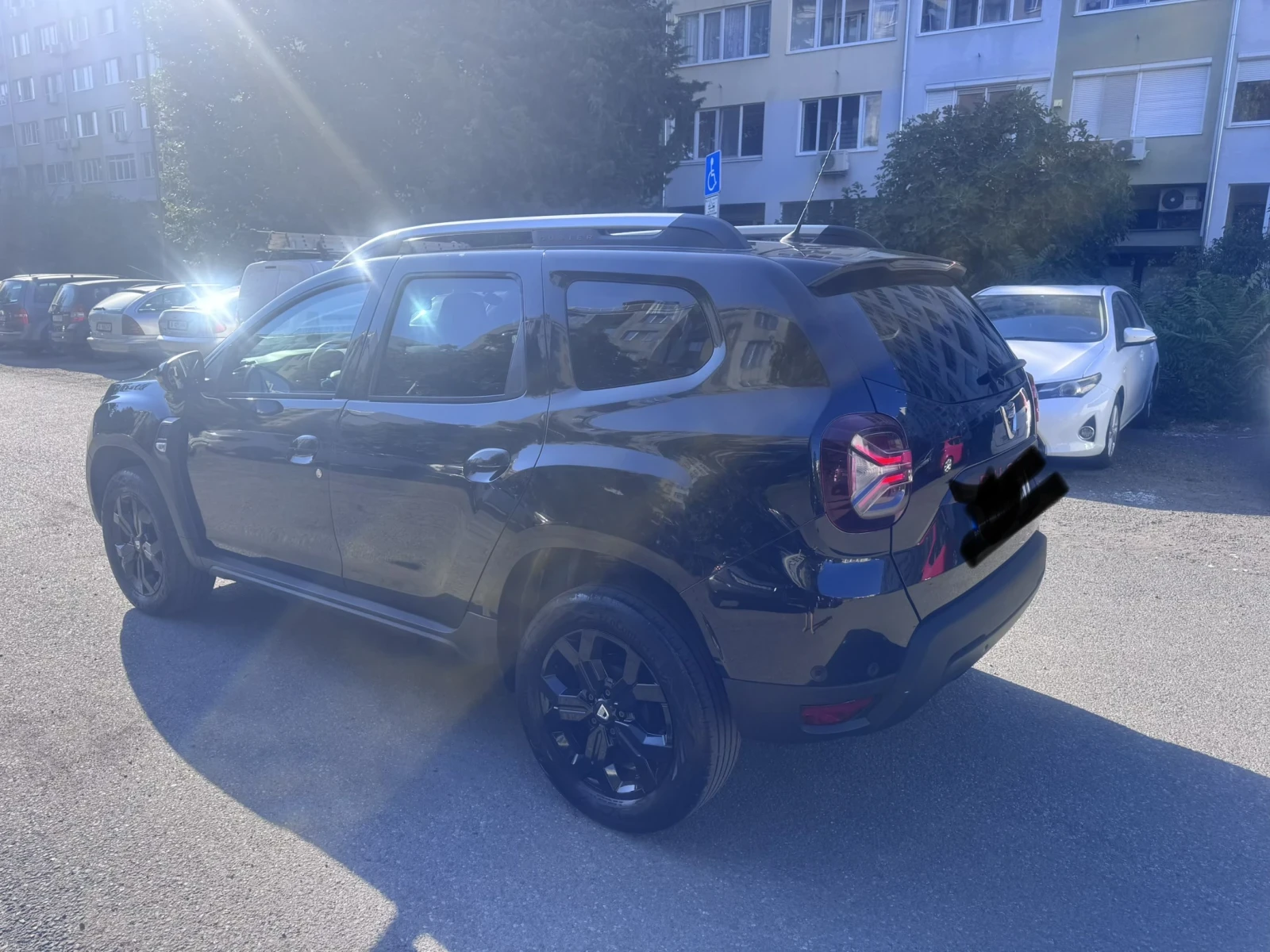 Dacia Duster 1.3, снимка 3 - Автомобили и джипове - 55617536