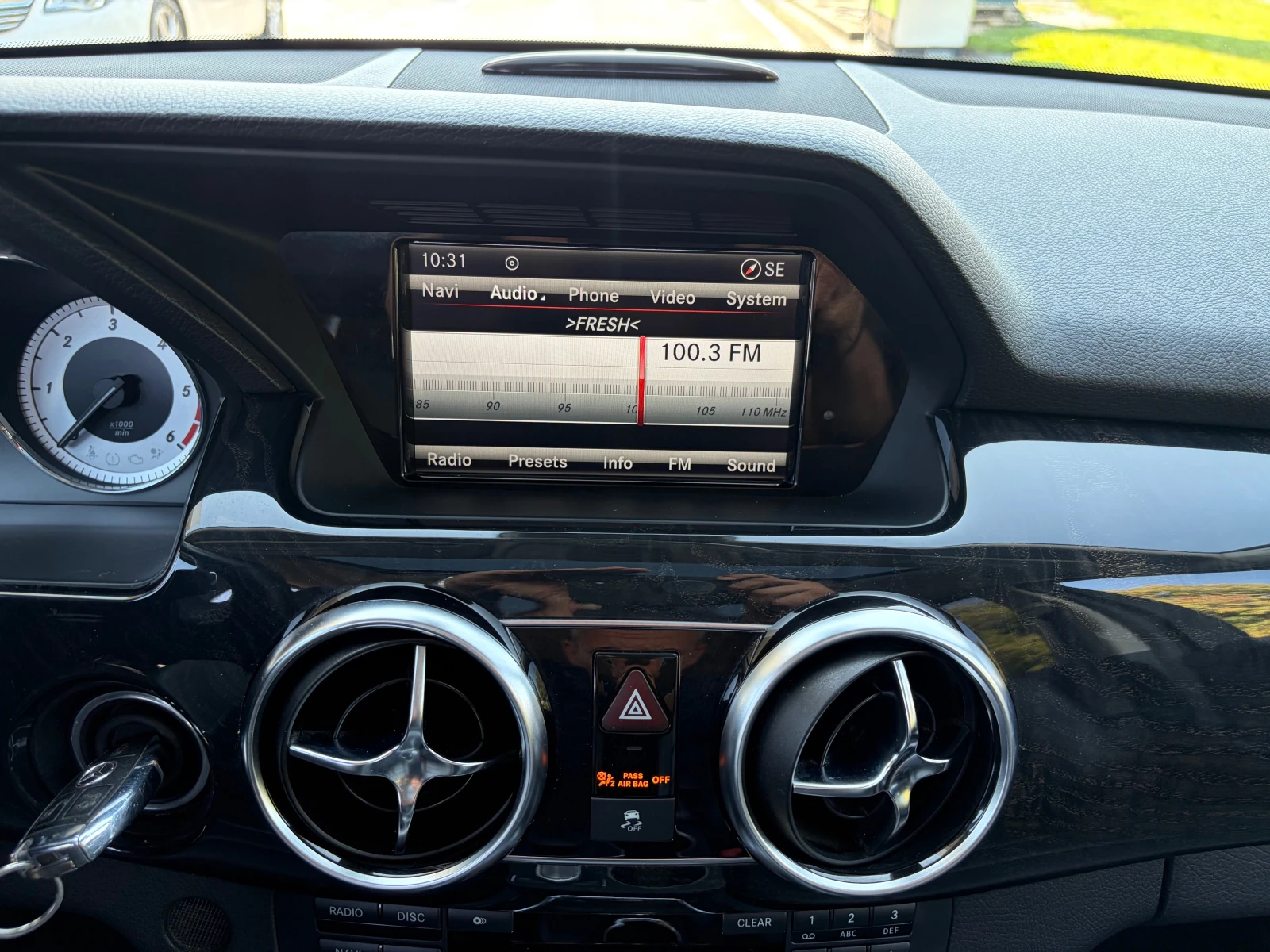 Mercedes-Benz GLK 250CDI/ПАНОРАМА/ПОДГРЕВ, снимка 13 - Автомобили и джипове - 55622831