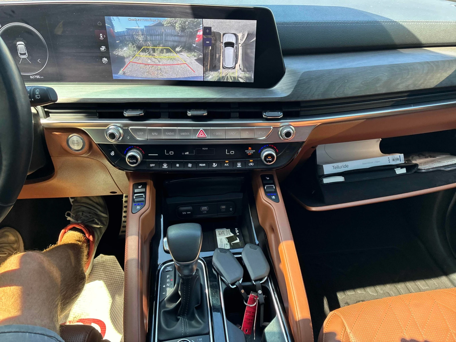 Kia Telluride * X Line AWD w/Terracotta Brown Interior * CARFAX , снимка 9 - Автомобили и джипове - 55921756