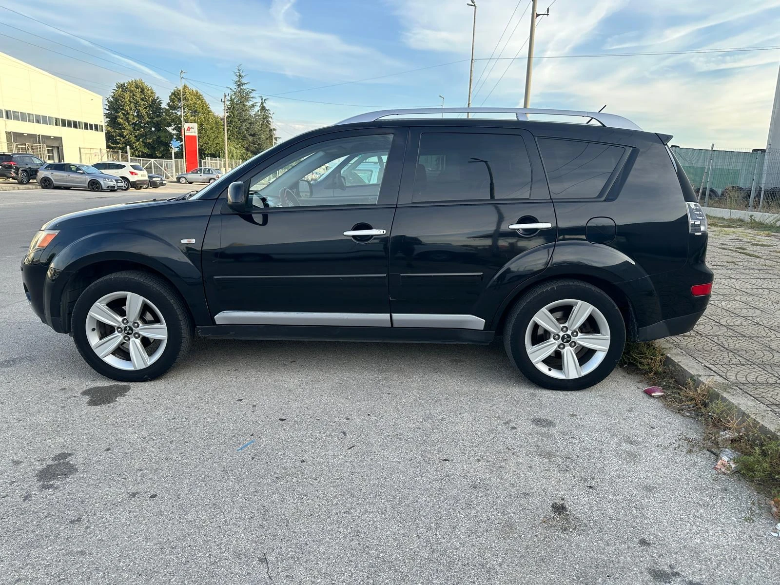 Mitsubishi Outlander 2.4, снимка 3 - Автомобили и джипове - 56079696