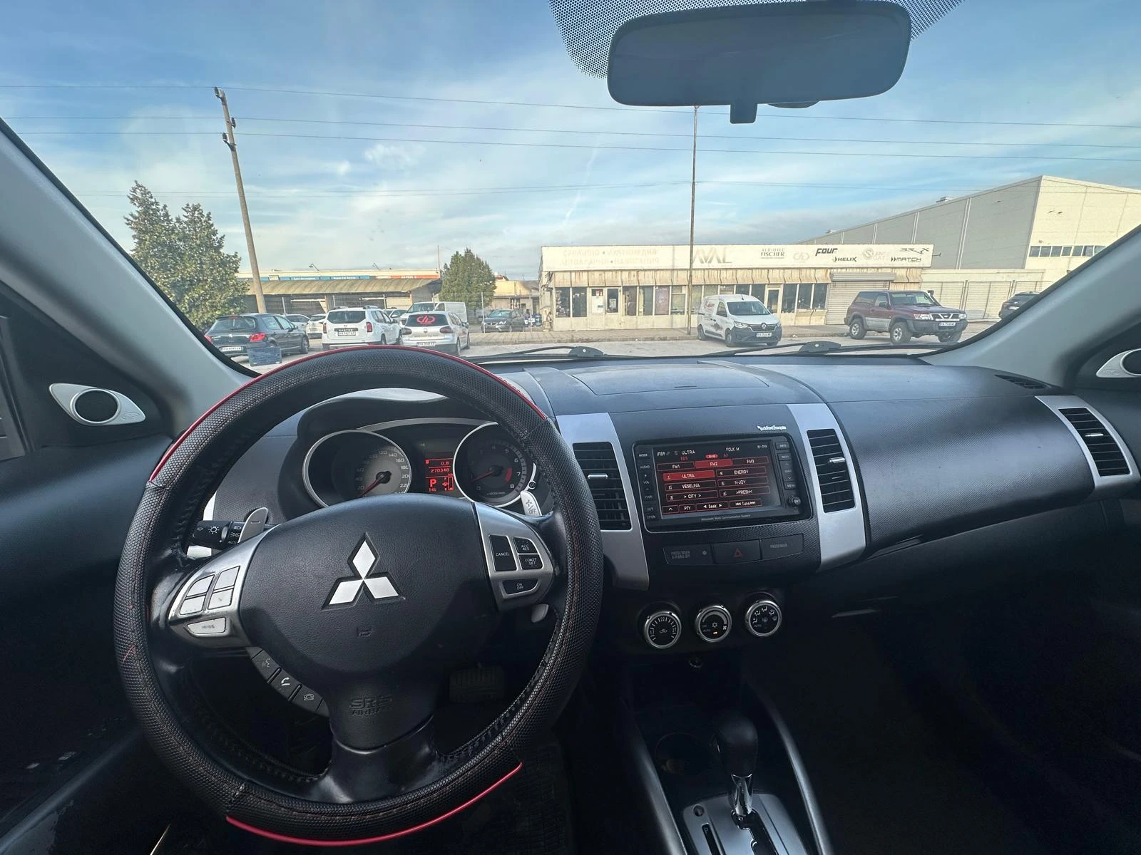 Mitsubishi Outlander 2.4, снимка 7 - Автомобили и джипове - 56079696