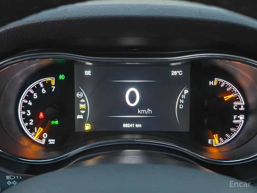 Jeep Grand cherokee 3.6* V6* 8ZF* ПОДГРЕВ* ОБДУХВАНЕ* ПАНОРАМА* КАМЕРА, снимка 13 - Автомобили и джипове - 56140281