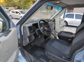 VW Transporter 2.5TDI автомат, снимка 10