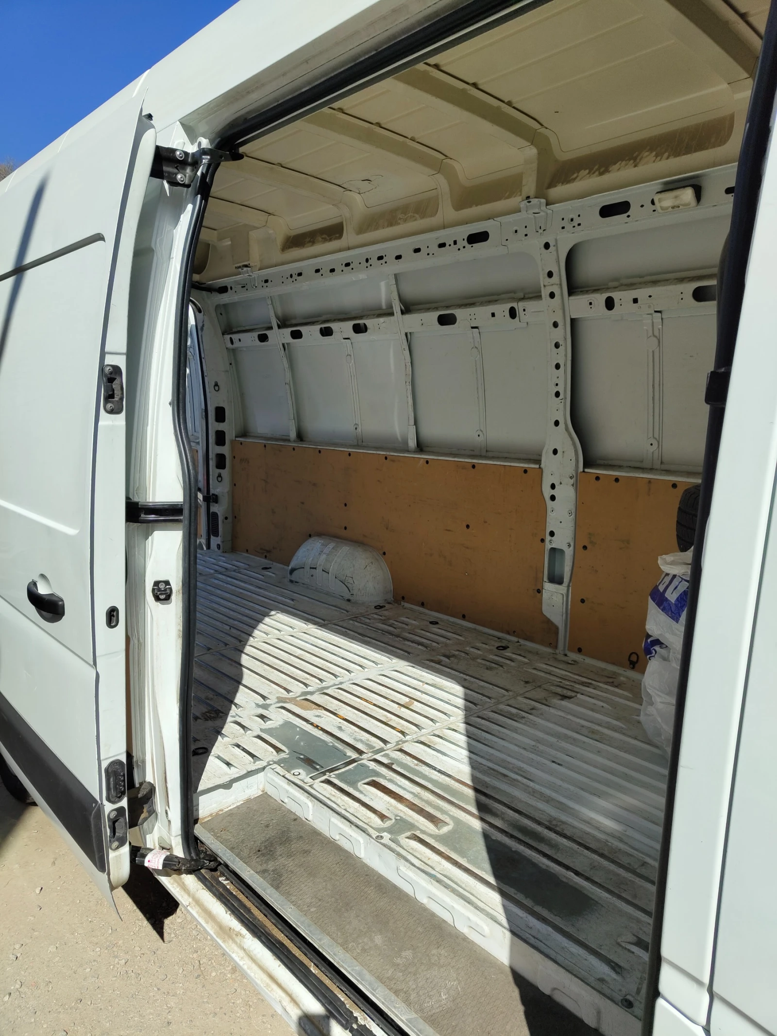 Renault Master, снимка 16 - Бусове и автобуси - 53906672