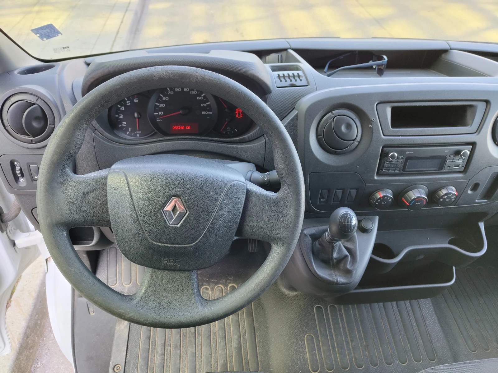 Renault Master, снимка 11 - Бусове и автобуси - 53906672
