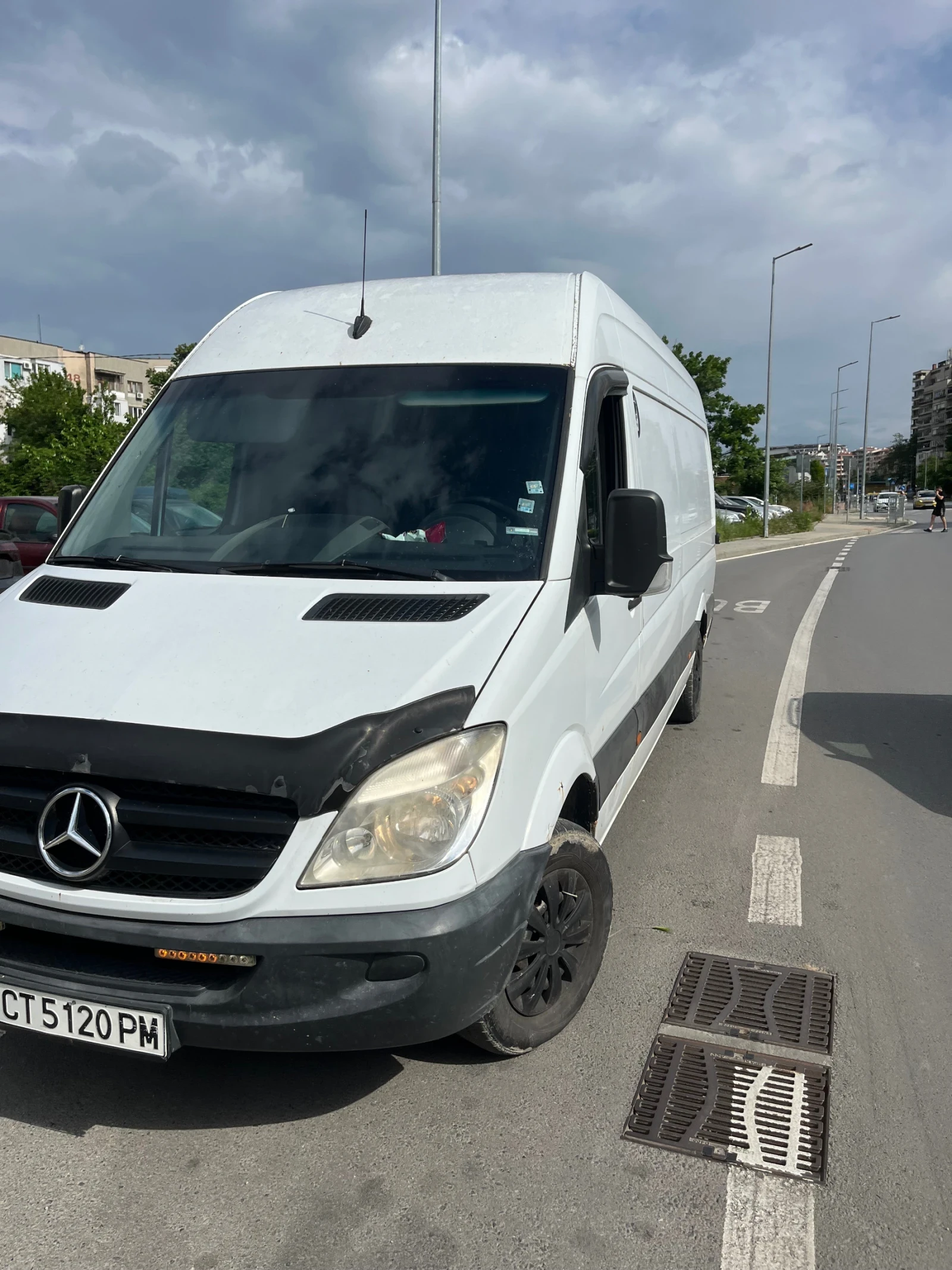Mercedes-Benz Sprinter 313 Дълга база, снимка 2 - Бусове и автобуси - 54670524
