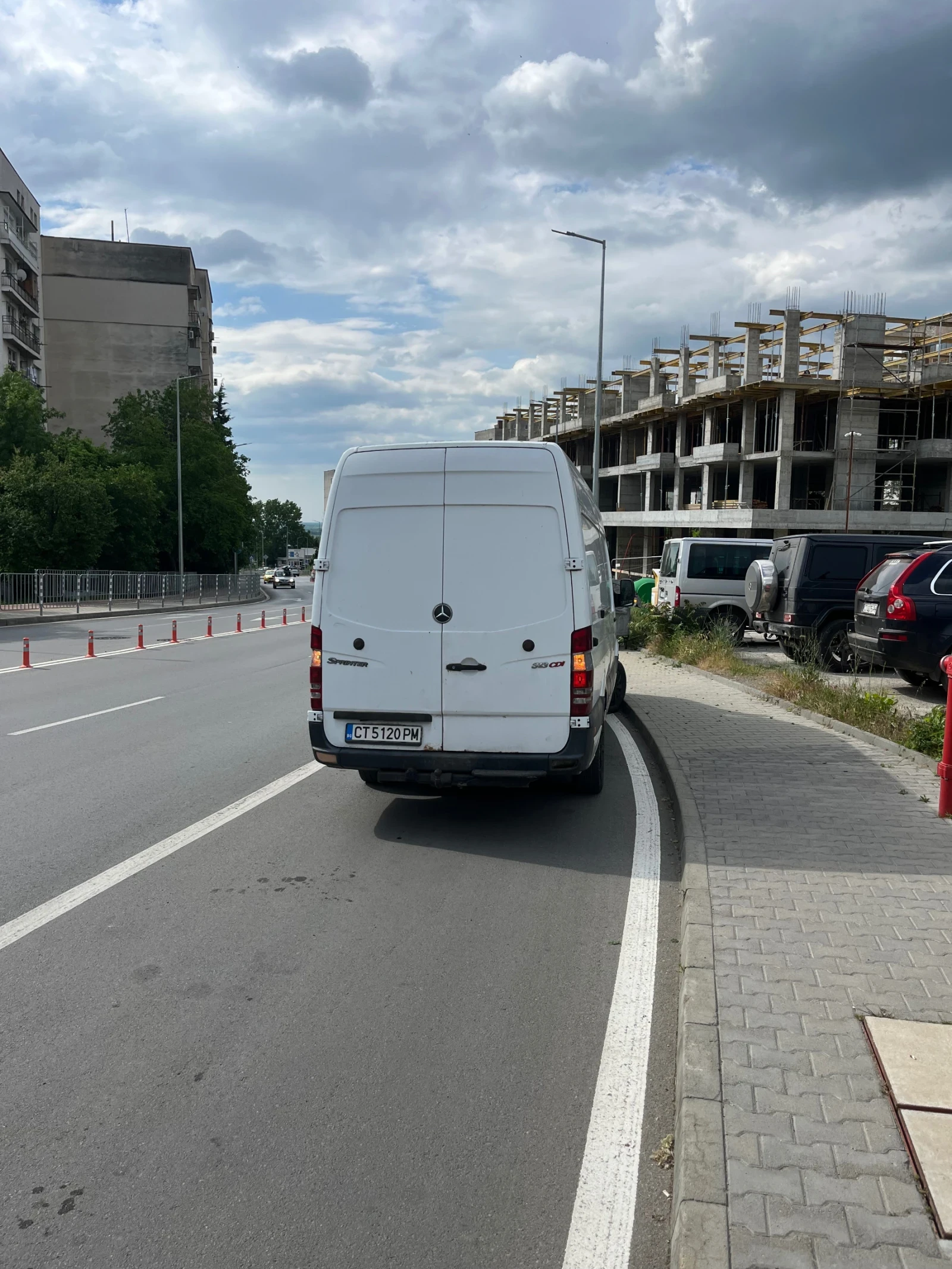 Mercedes-Benz Sprinter 313 Дълга база, снимка 9 - Бусове и автобуси - 54670524