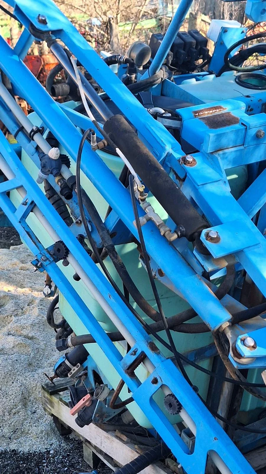 ��������� Berthoud | Mobile.bg � ����������� 1