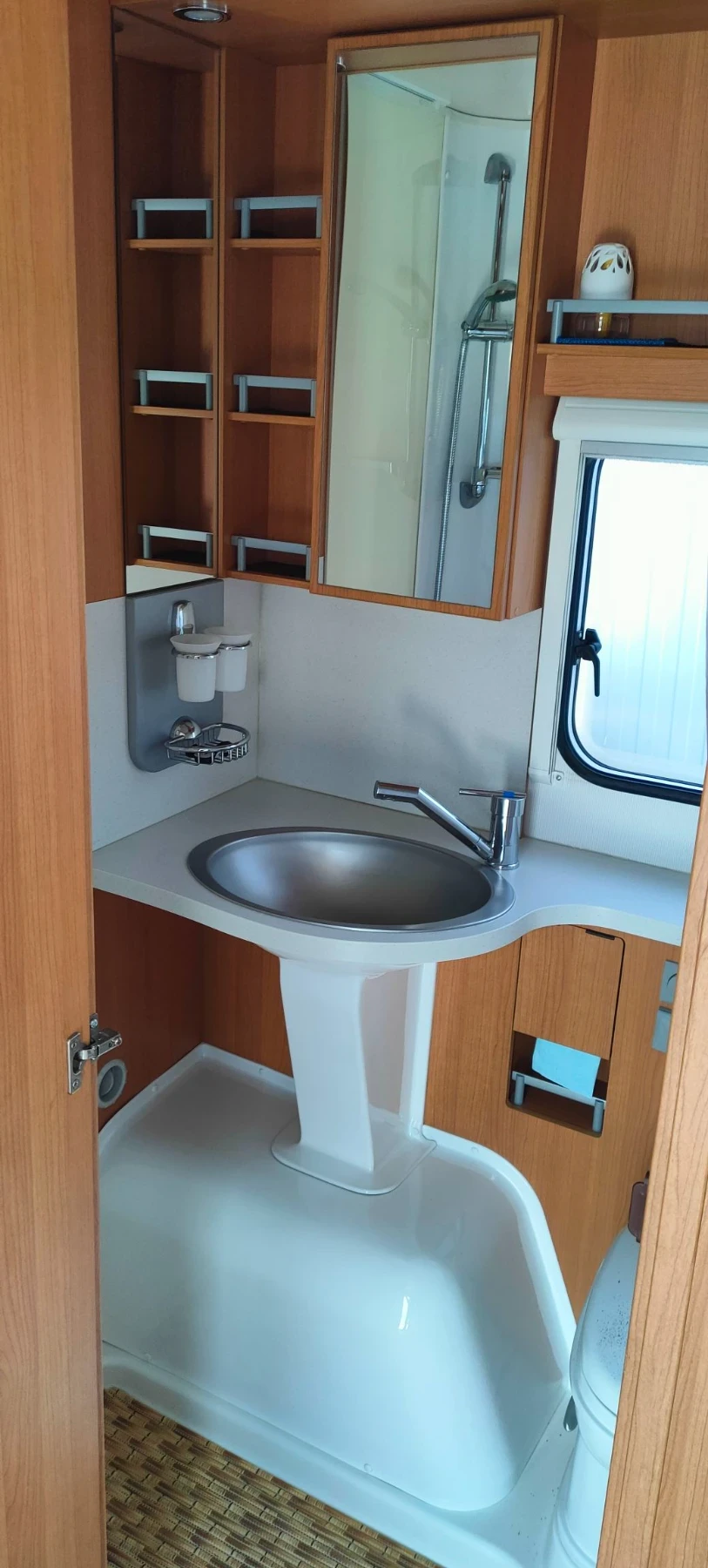 ������ Knaus TI Sport automatic  | Mobile.bg � ����������� 7