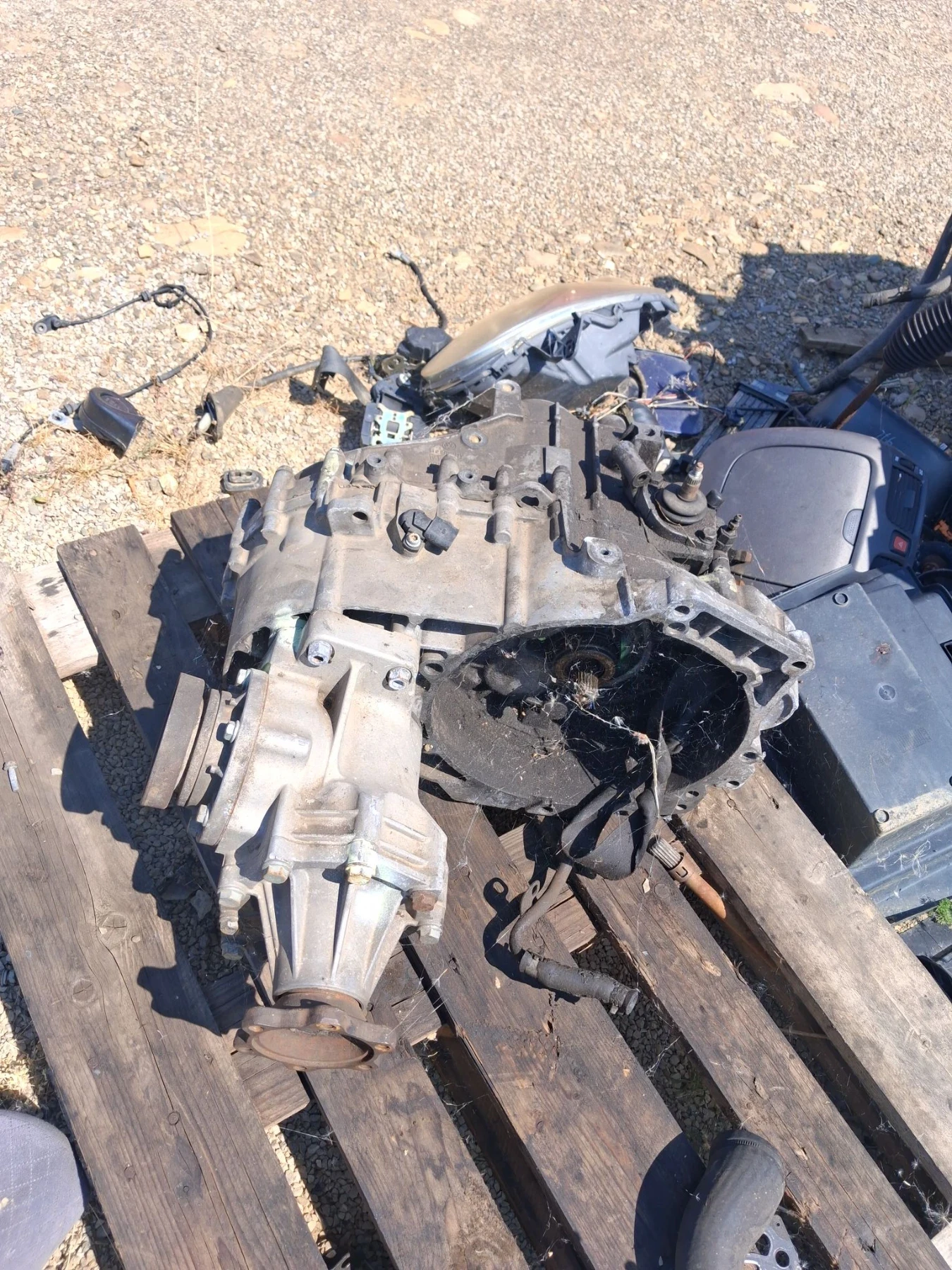 Скоростна кутия и раздатка на vw sharan 2.8 v6 4motion, снимка 2 - Части - 56113310