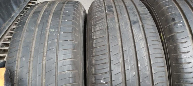 Гуми Летни 205/65R15, снимка 2 - Гуми и джанти - 32283021