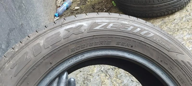 Гуми Летни 205/65R15, снимка 6 - Гуми и джанти - 32283021