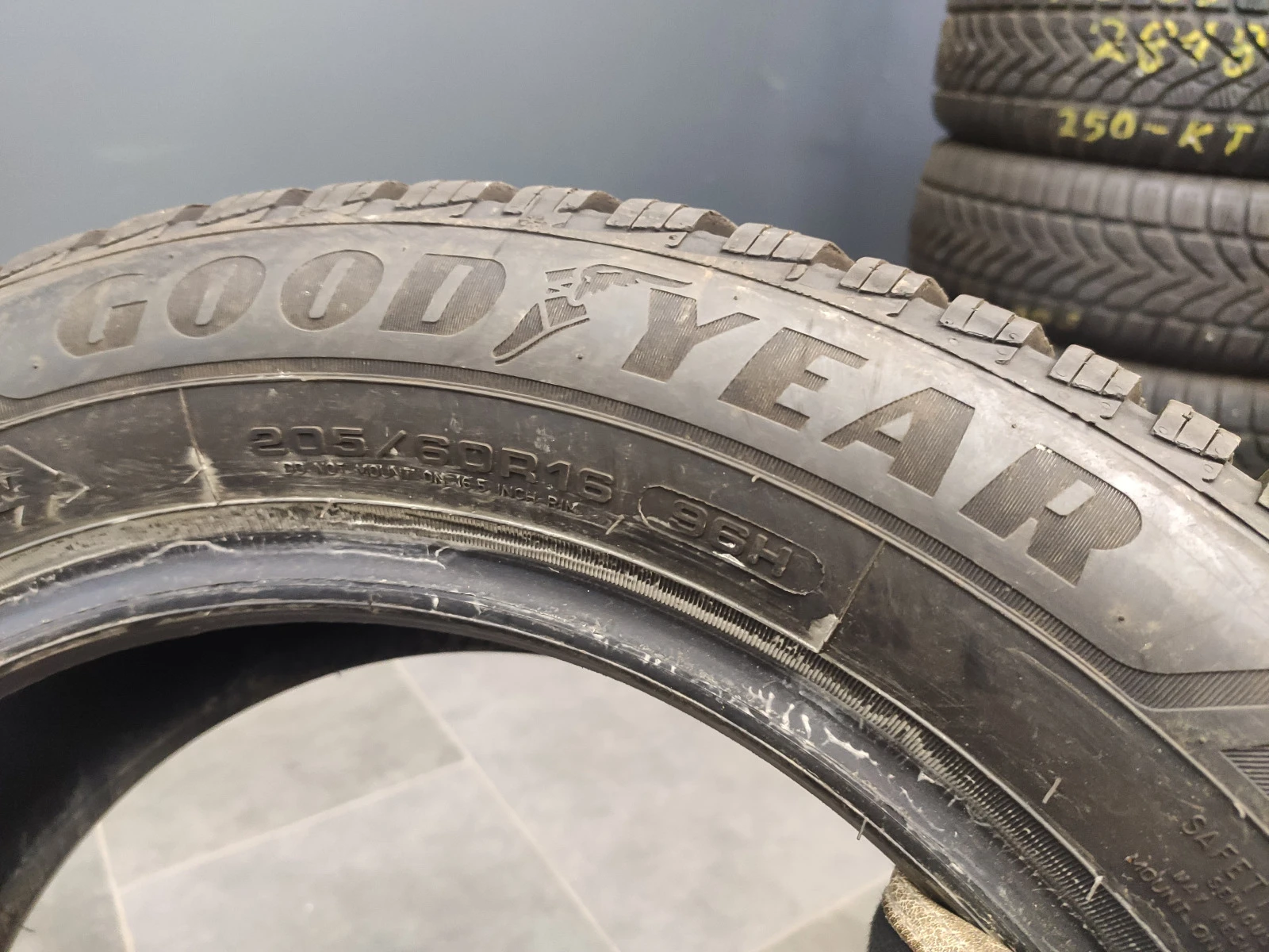  205/60R16 | Mobile.bg   5