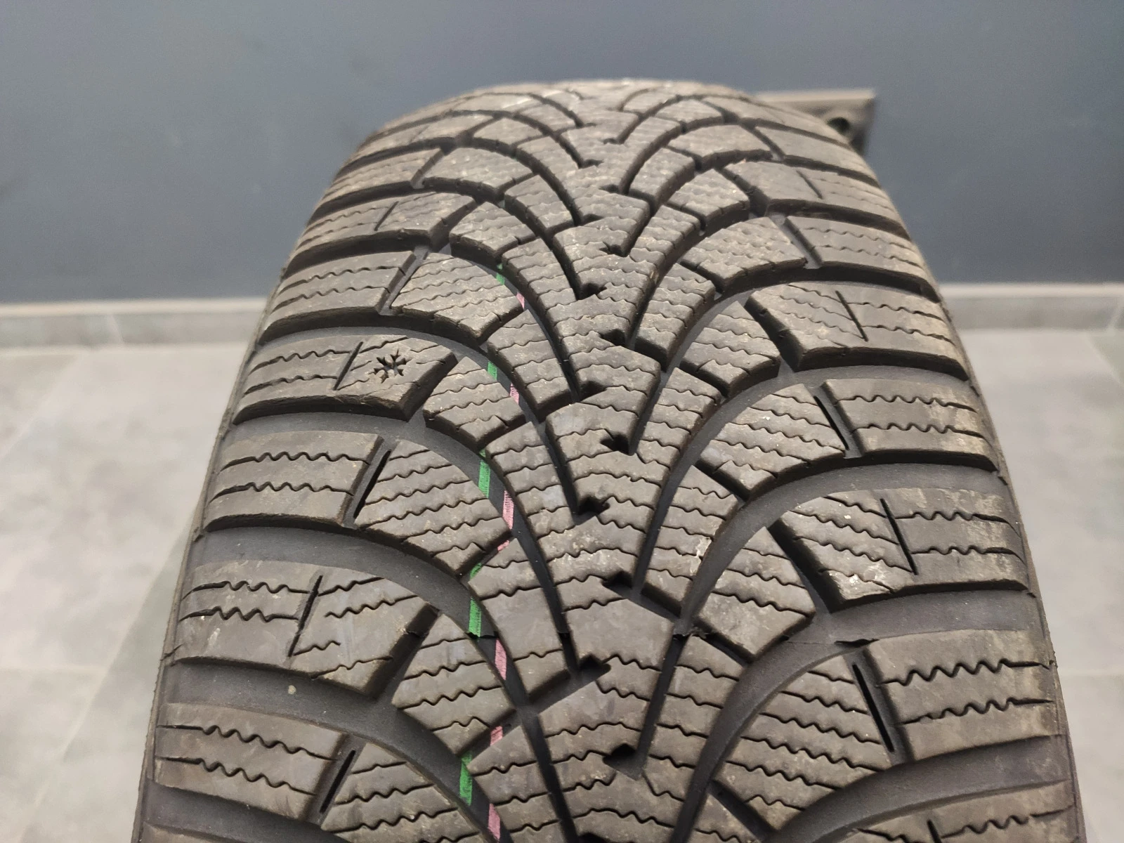  205/60R16 | Mobile.bg   1