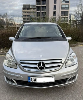 Mercedes-Benz B 180, снимка 1
