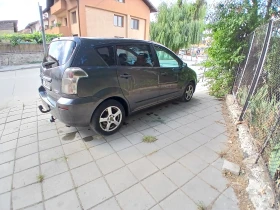 Toyota Corolla verso 2.2 D4D, снимка 12