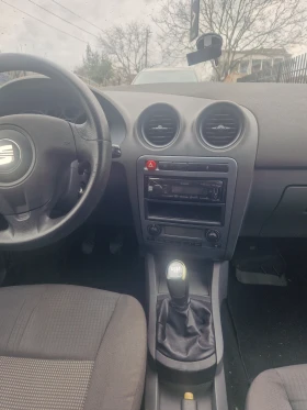 Seat Ibiza, снимка 4 - Автомобили и джипове - 44913830