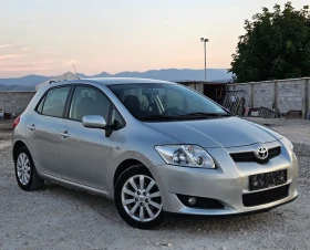 Toyota Auris 1, 6, снимка 1