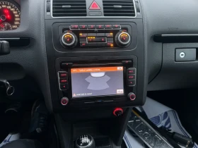 VW Touran 2.0 TDI 7 местен, снимка 13