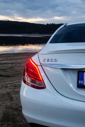 Mercedes-Benz C 300 * AMG ВОЛАН С АЛКАНТАРА*  РЕАЛНИ 100 000КМ - 16150 € / 31586.65 лв. - 81388885 5