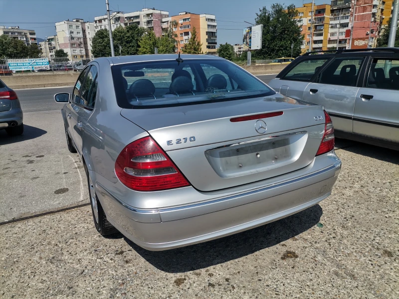 Mercedes-Benz E 270, снимка 5 - Автомобили и джипове - 37775498