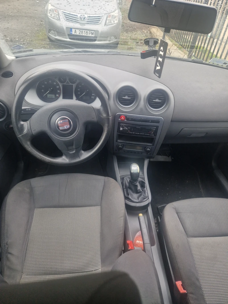 Seat Ibiza, снимка 5 - Автомобили и джипове - 46334764