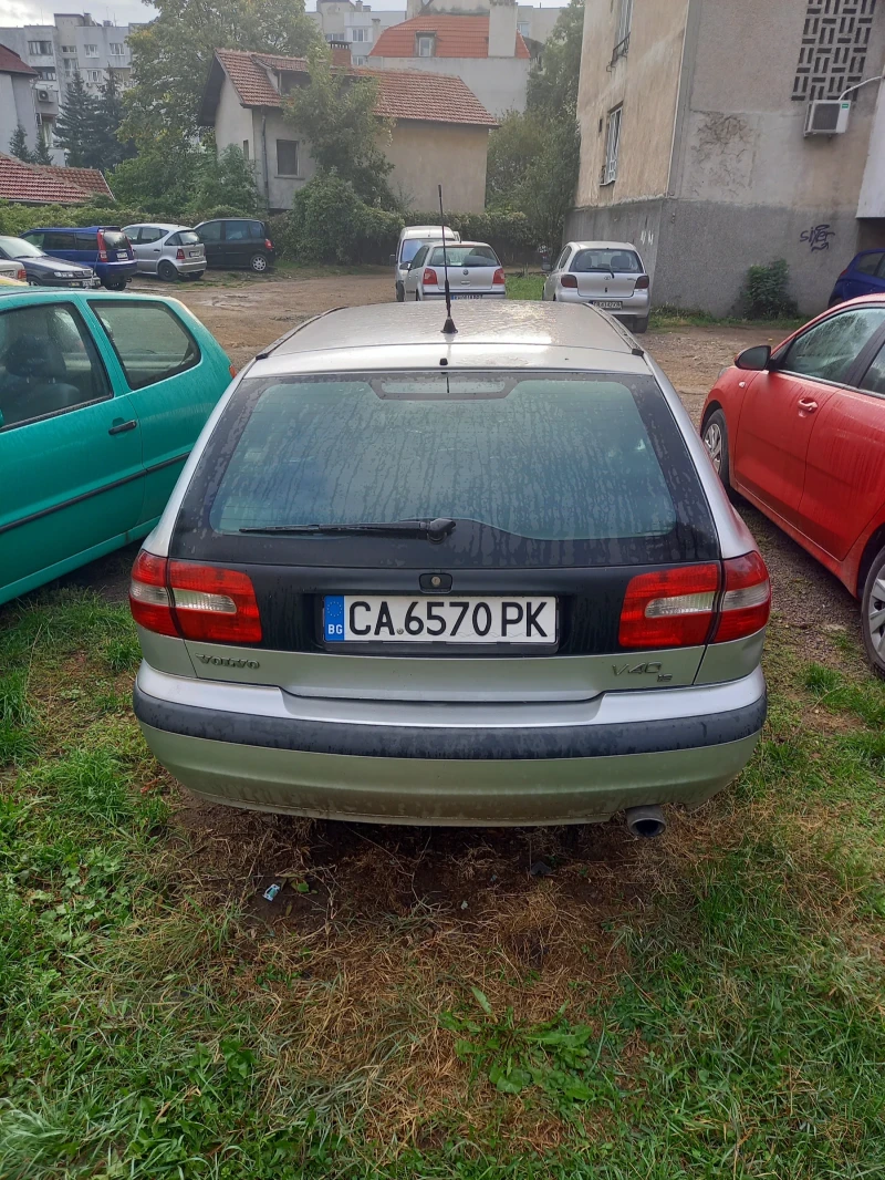 Volvo V40, снимка 4 - Автомобили и джипове - 47549303