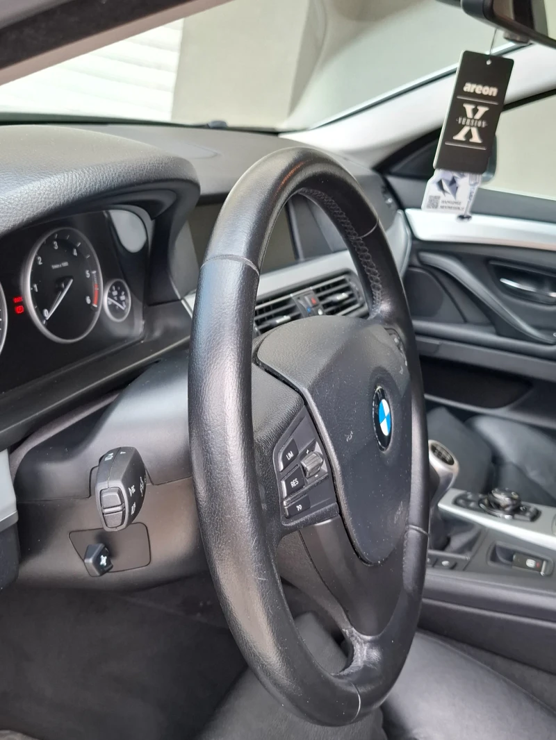 BMW 520 KEYLES, снимка 8 - Автомобили и джипове - 52488987