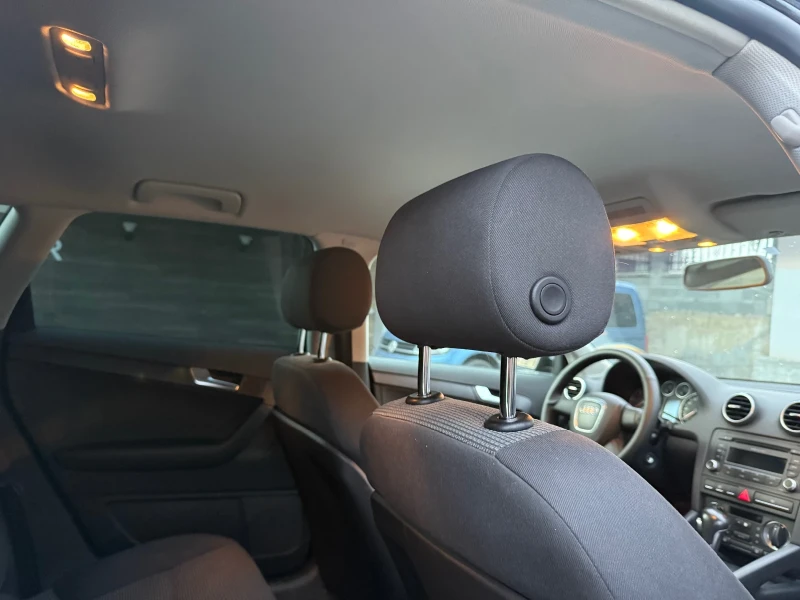 Audi A3 1.9 105 к.с АВТОМАТ, снимка 11 - Автомобили и джипове - 52531799