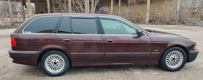 BMW 525, снимка 4 - Автомобили и джипове - 52625213