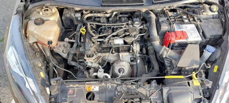 Ford Fiesta 1.0, снимка 15 - Автомобили и джипове - 53002177