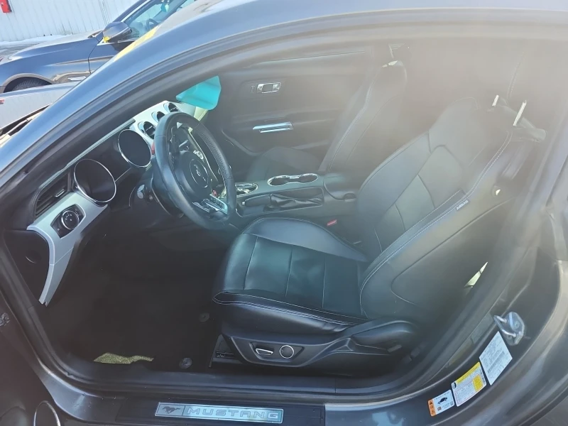Ford Mustang GT * * ОБДУХВАНЕ * * АВТОМАТИК * * CARFAX * * , снимка 7 - Автомобили и джипове - 53516330