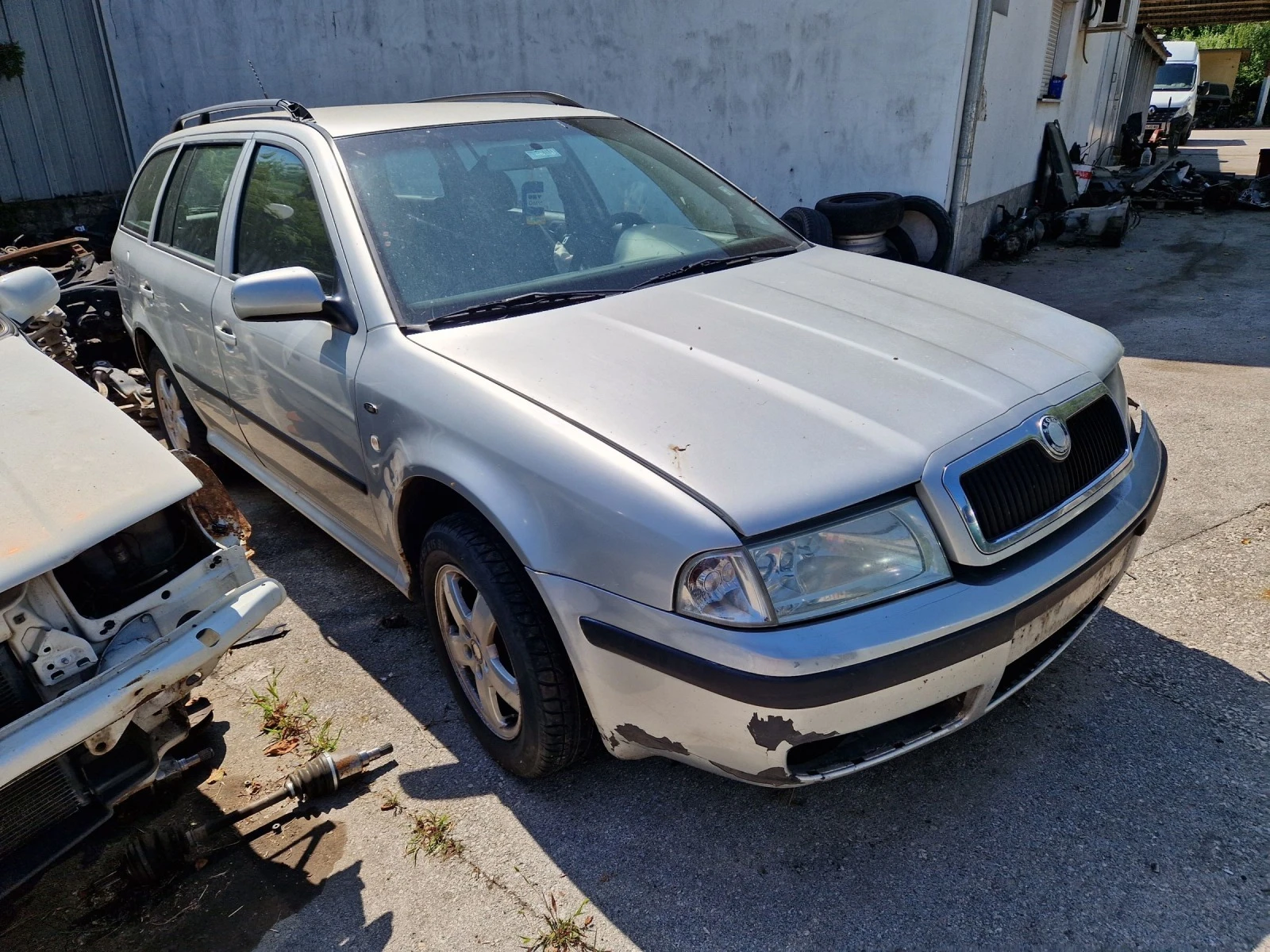 Skoda Octavia 2.0 i - [1] 