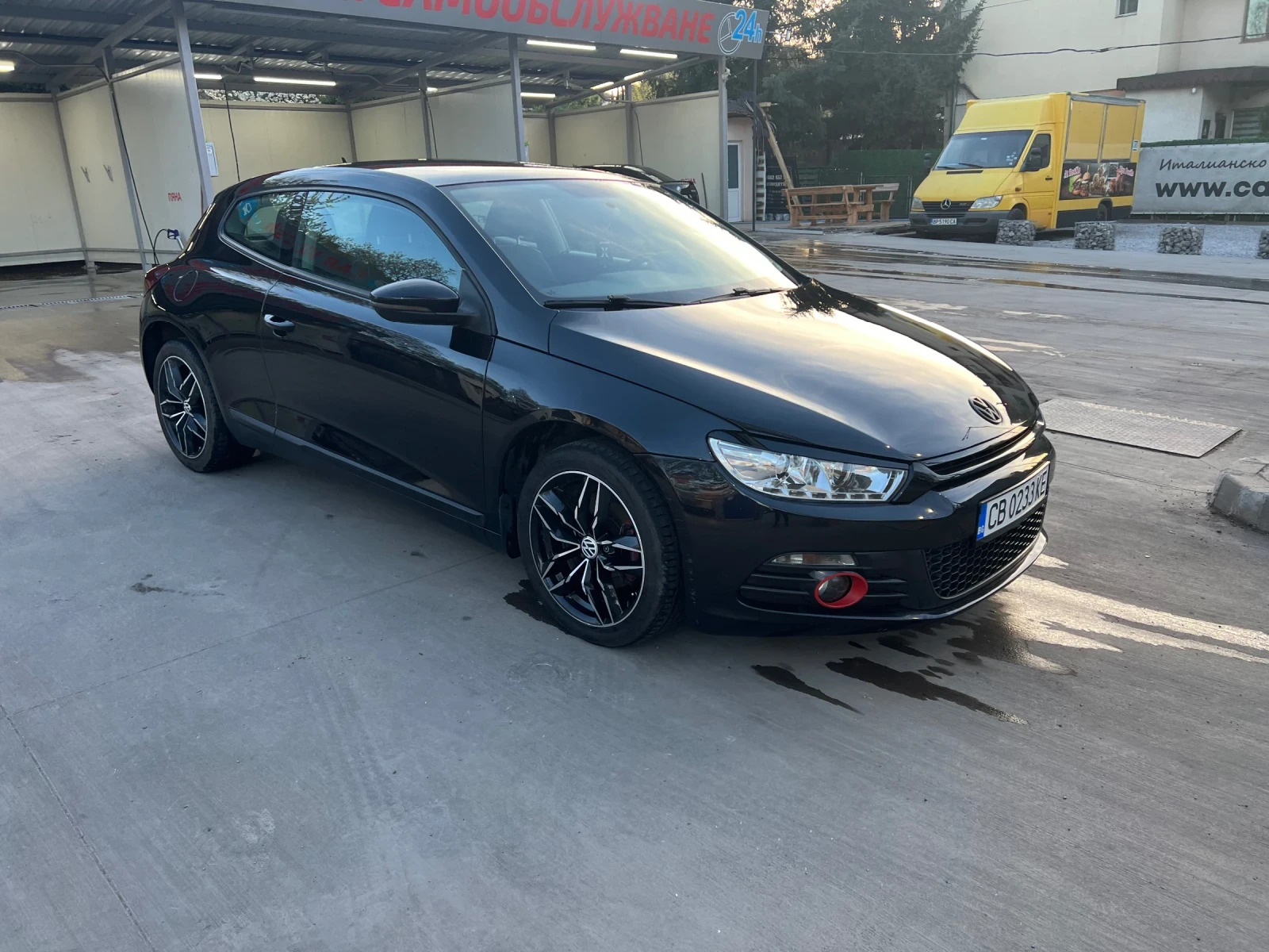 VW Scirocco 2.0TDI DSG - изображение 2