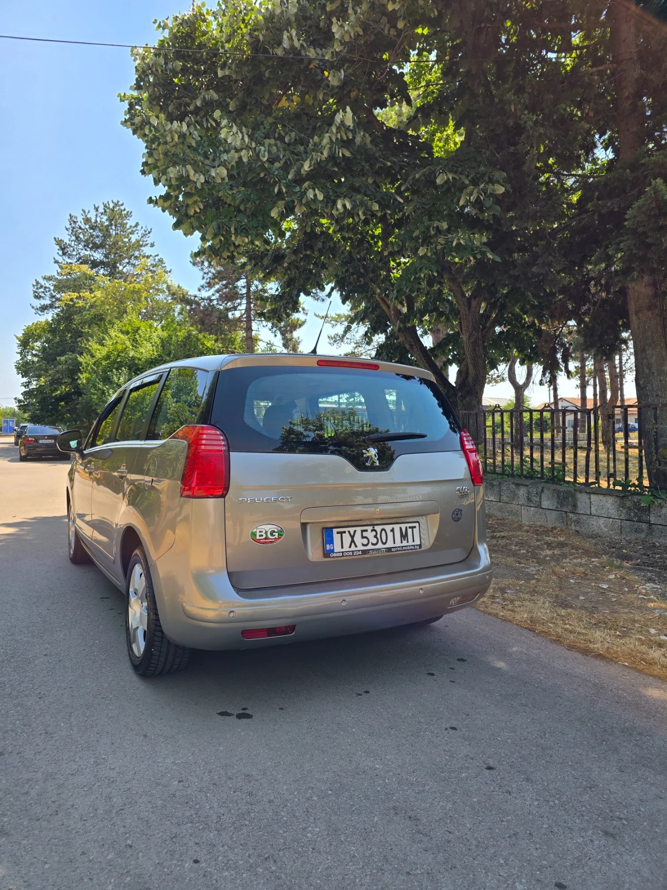 Peugeot 5008 1.6 EHDI  - изображение 2