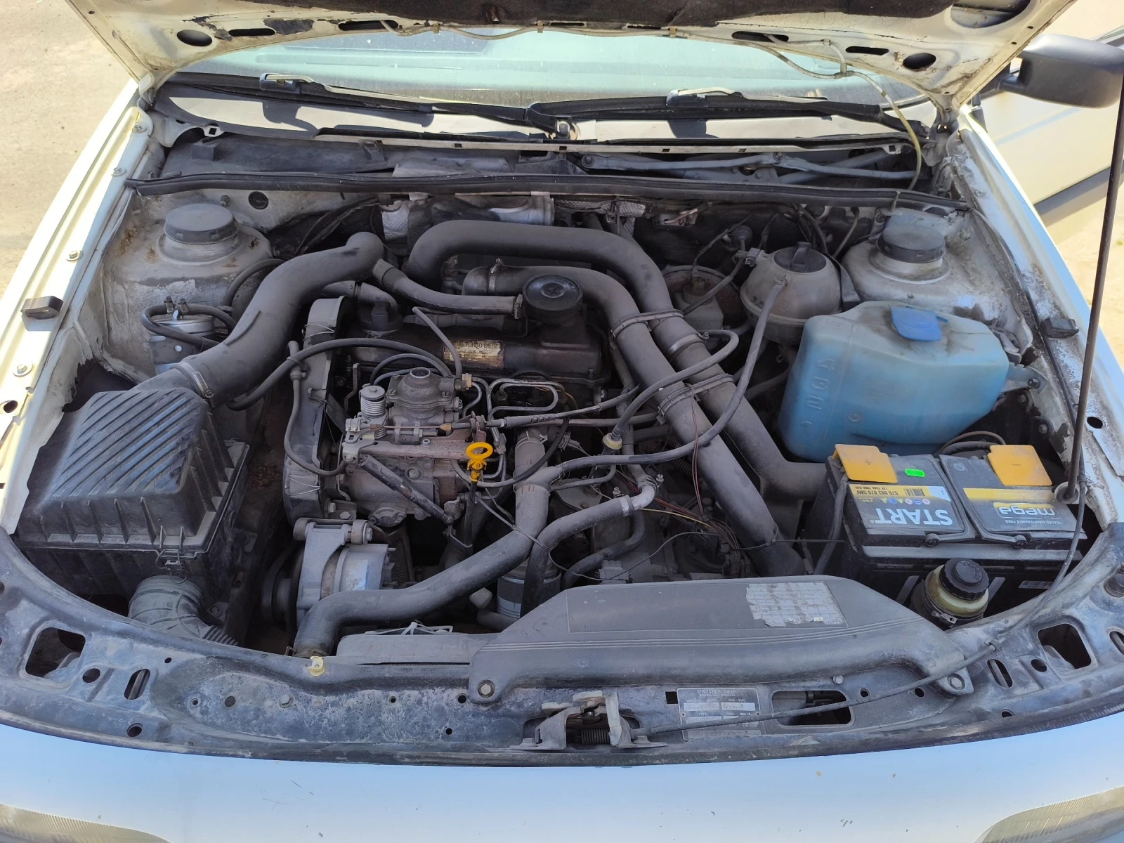 VW Passat 1.6 tdi - изображение 10