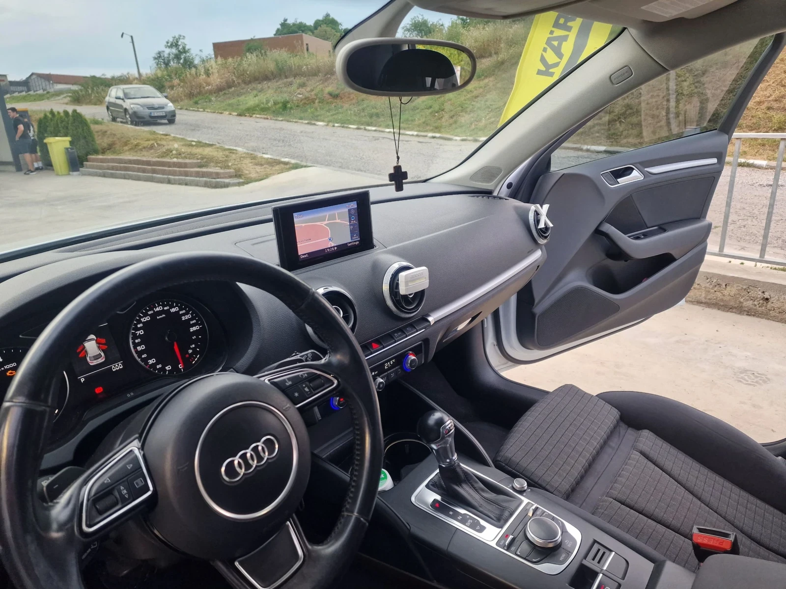 Audi A3 2.0TDI 150 к.с. - изображение 6